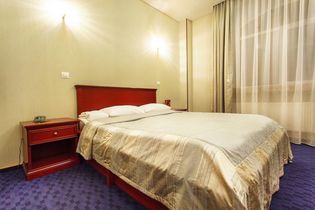 Victoria Hotel Κχαρκίβ Εξωτερικό φωτογραφία